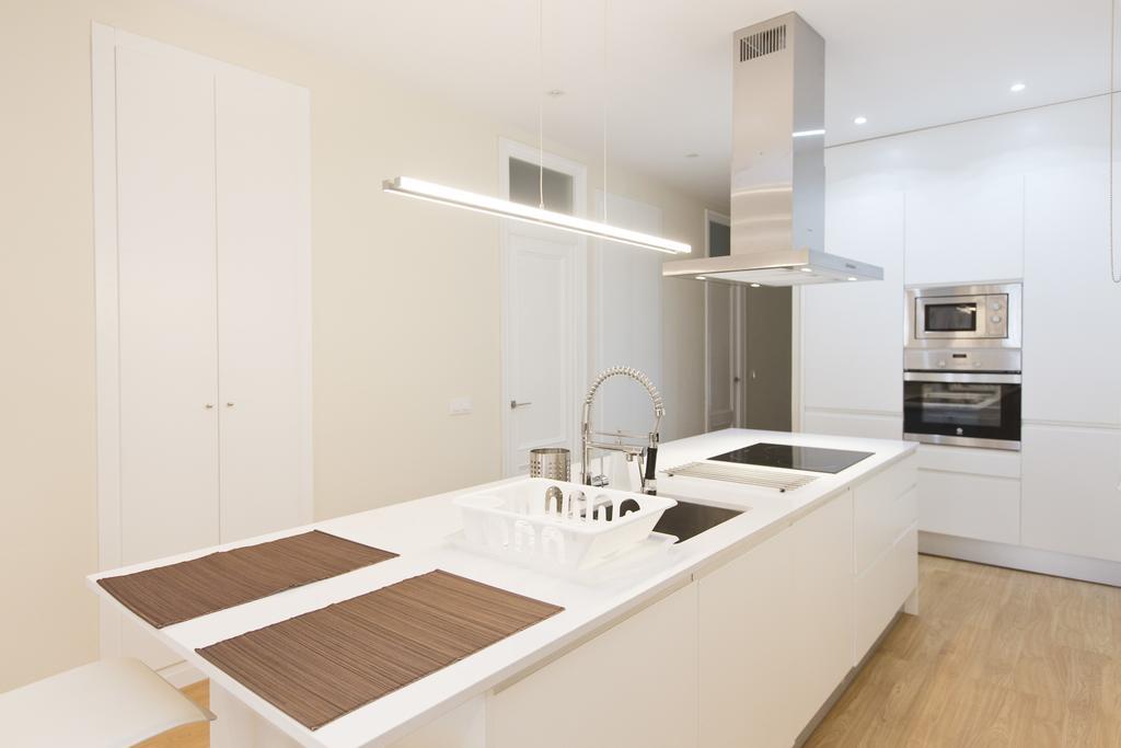 Total Valencia White Apartment ภายนอก รูปภาพ